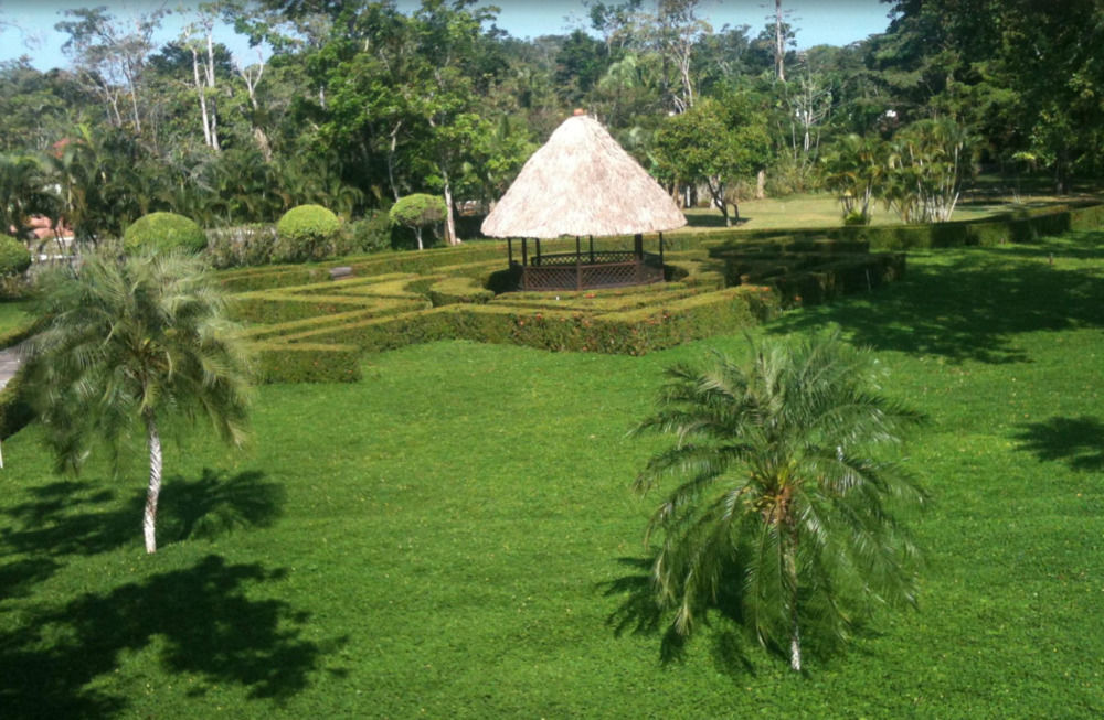 Hotel Mansion Del Rio Rio Dulce Town Eksteriør bilde